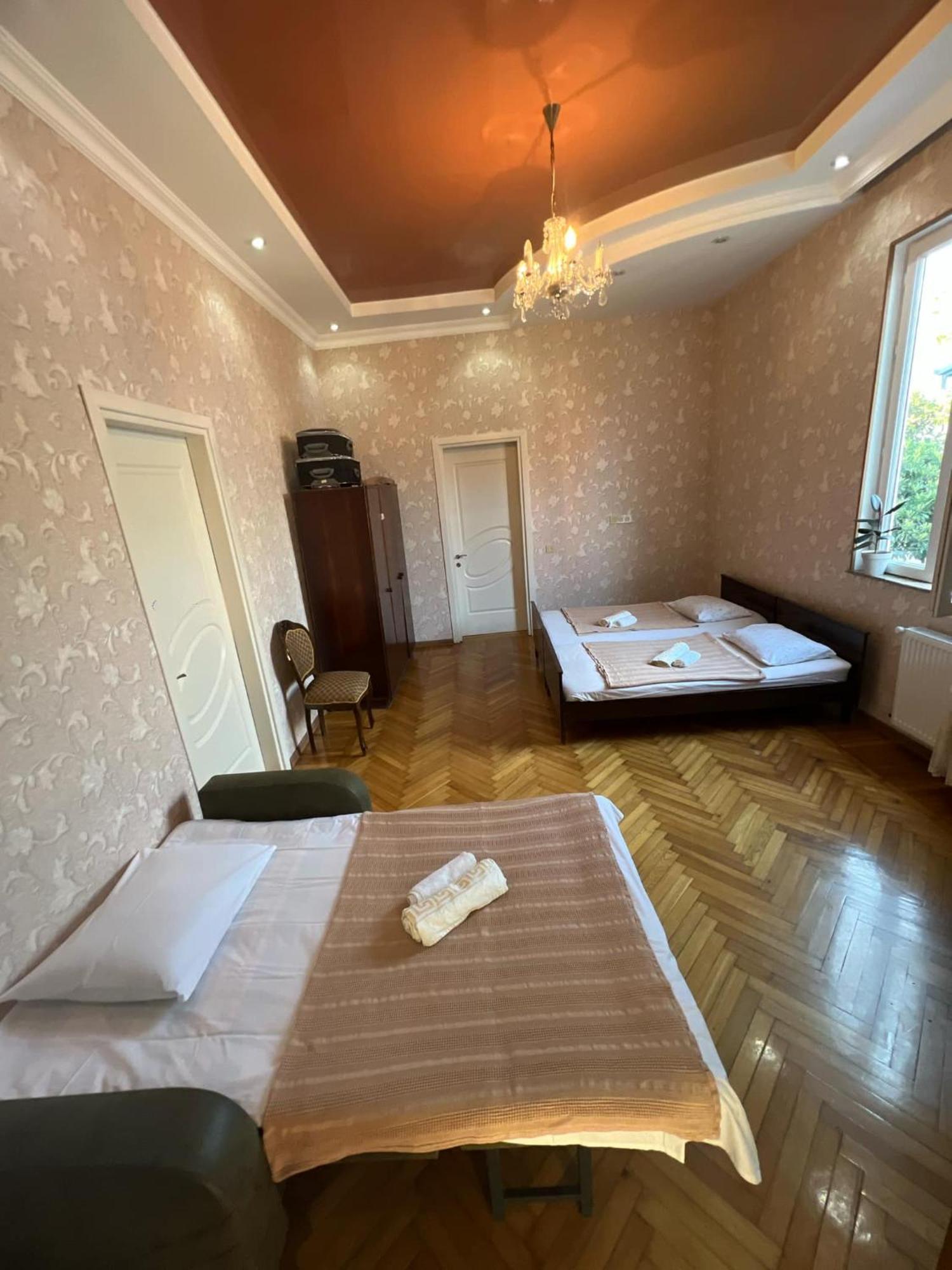 Guest House Romanadze Kobuleti Exterior photo