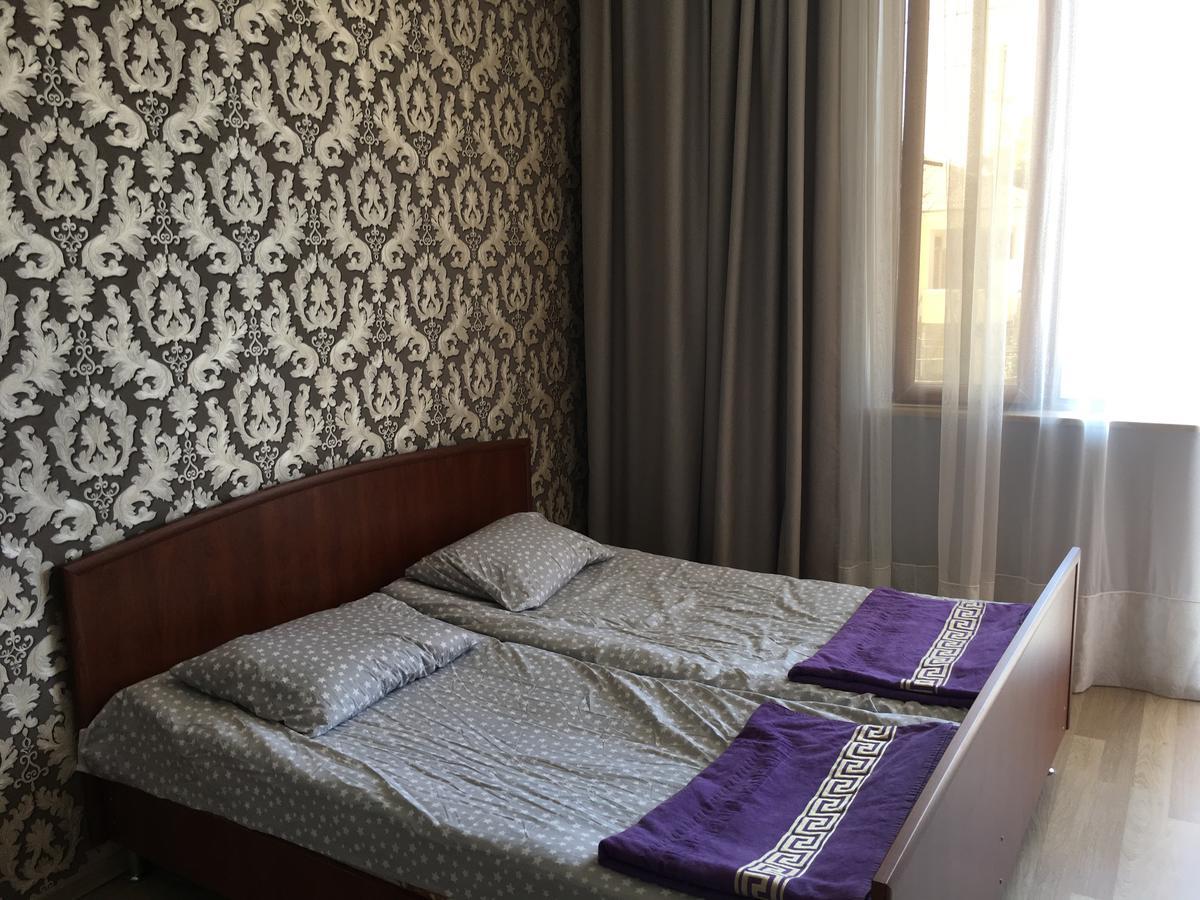 Guest House Romanadze Kobuleti Exterior photo